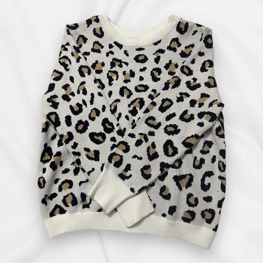Boutique Leopard Print Crew Neck Sweater